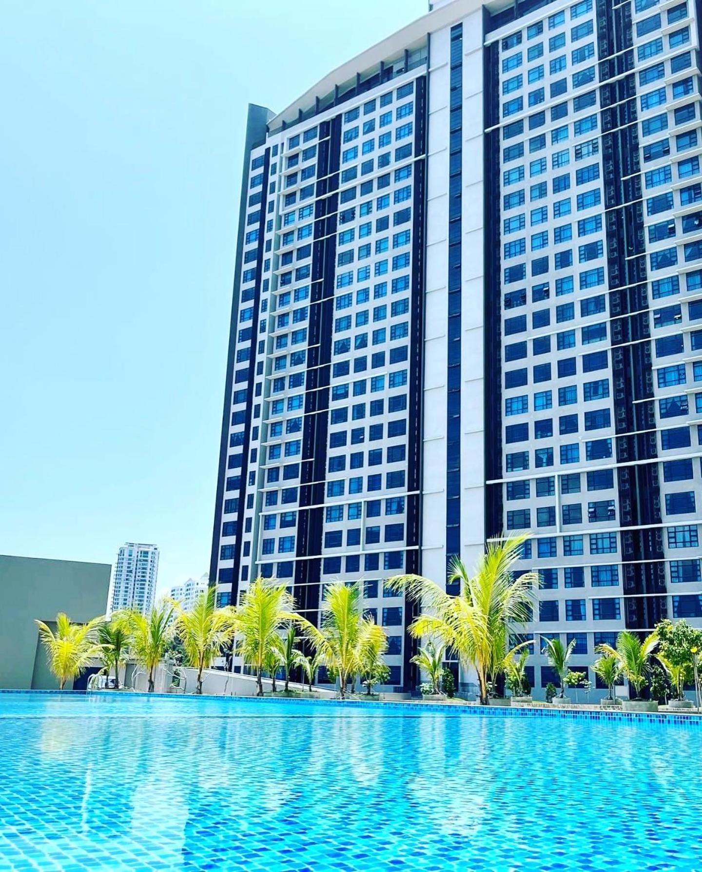 Jesselton Quay - Suite 1 By Staycation Suites Kk Kota Kinabalu Zewnętrze zdjęcie